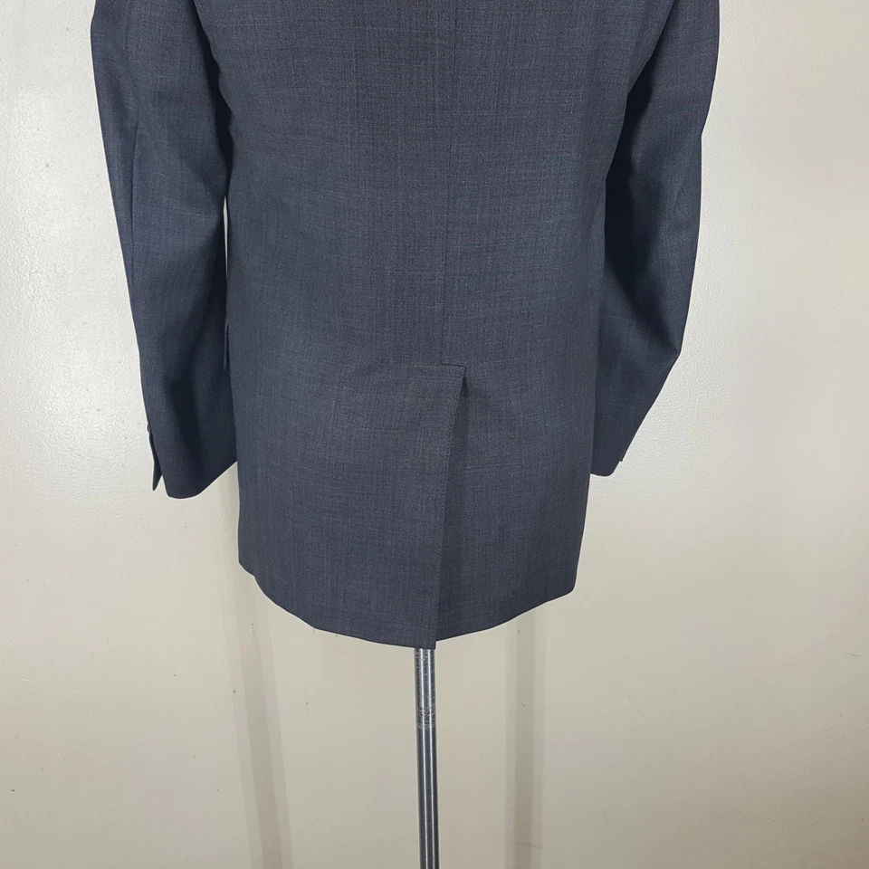 J.Presss Charcoal Gray  Wool Sport Coat -No Pants-3 Rd Btn Roll  Fit 40 -41 Reg - Image 4 of 4