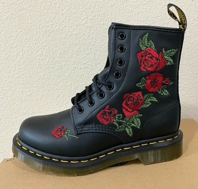 dr martens black & red 1460 vonda boots