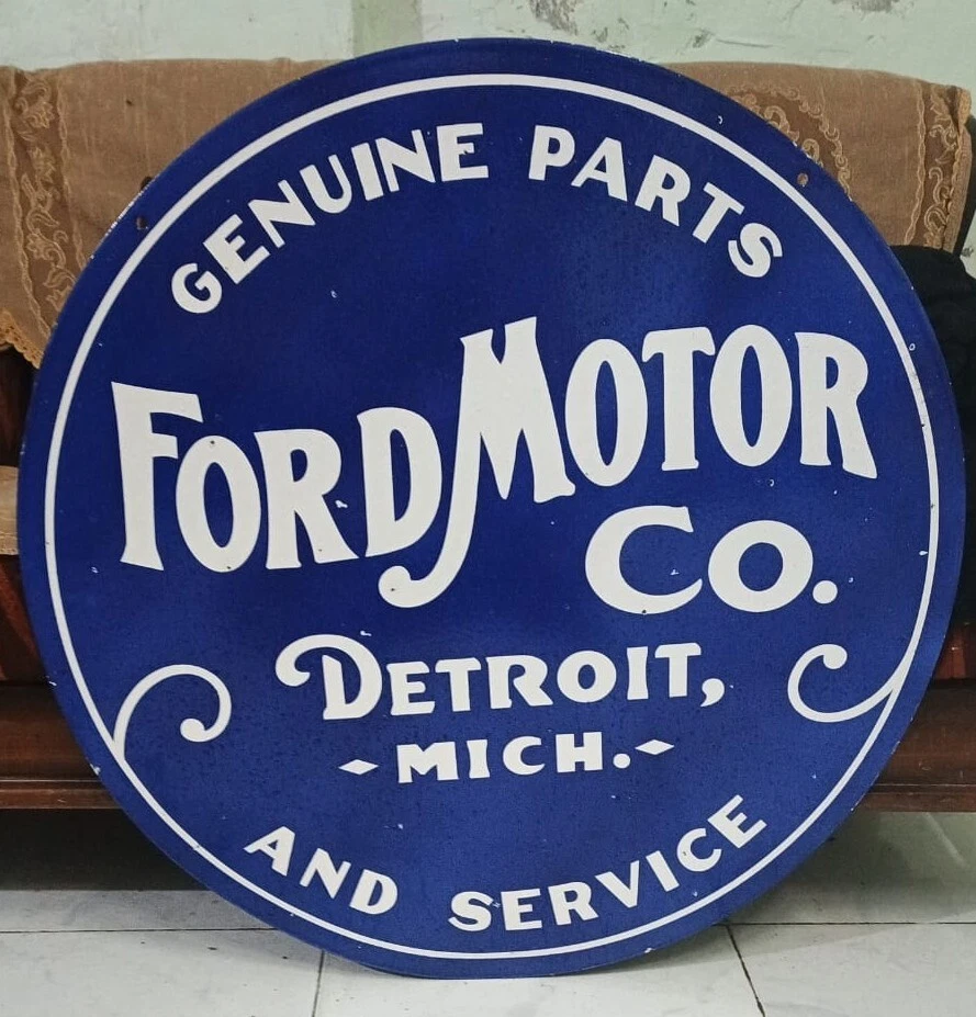 Ford Motor Co Porcelain Enamel Heavy Metal Sign 30 Inches Double Side - Image 3 of 4