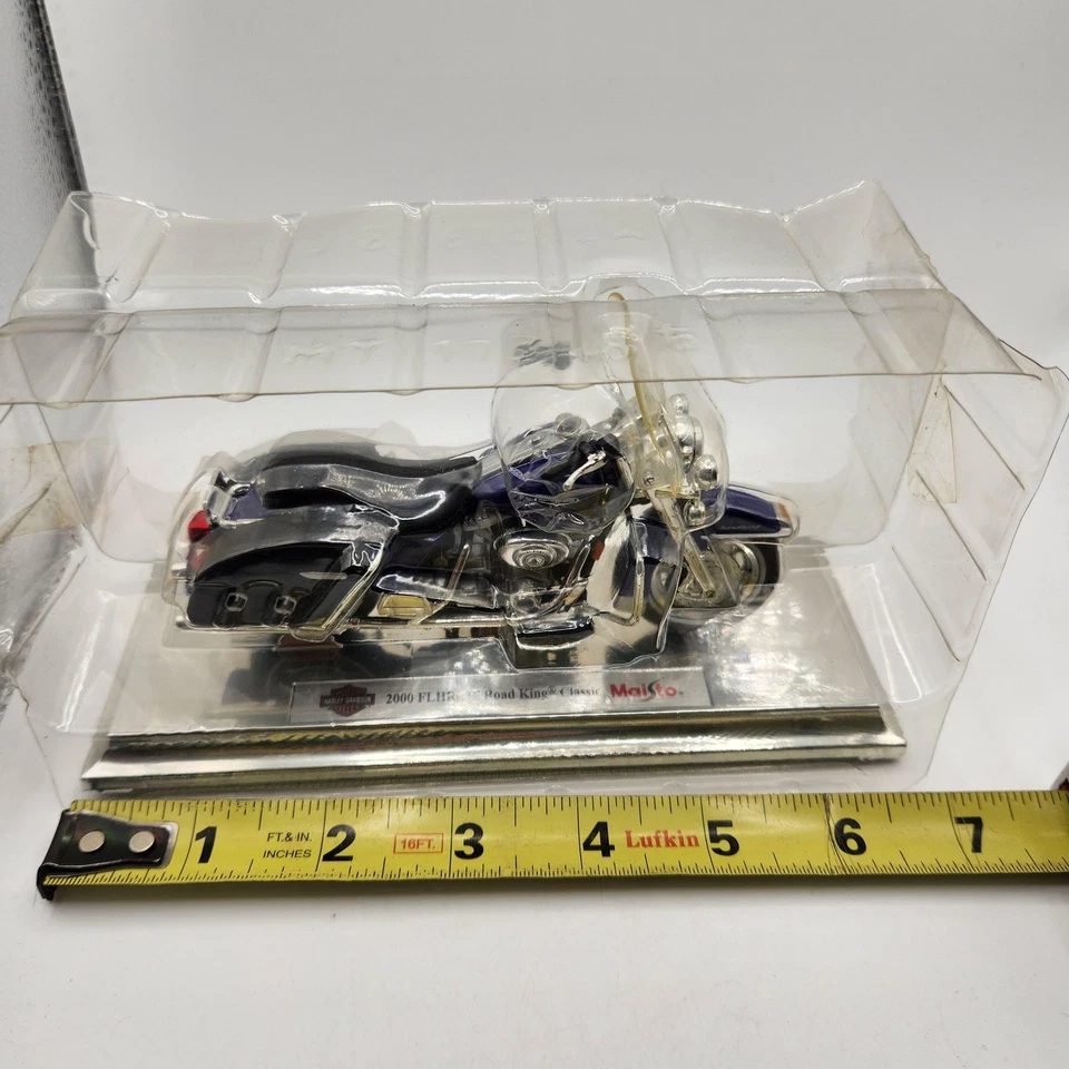 Bicicleta Maisto Harley-Davidson 2000 FLHRC Road King modelo clásico fundido a presión con base Foto 3 de 4
