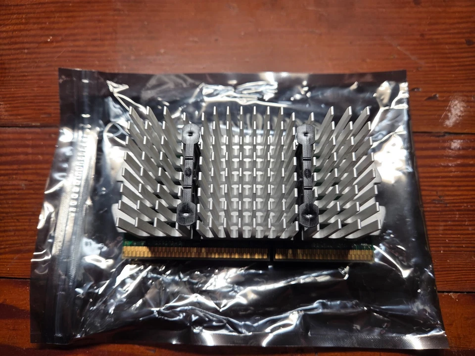 Intel Pentium III 650 MHz Slot 1 CPU (SL3XK) – Tested Working - Image 3 of 4