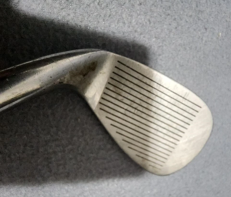 ADAMS GOLF TIRADAS APRETADAS CUÑA DE LANZAMIENTO SENIOR FLEX Foto 4 de 4