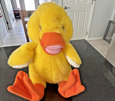 Fun Farm by Dakin Duck Plush 1985 Vintage Yellow Orange Feet 12  Stuffed Animal