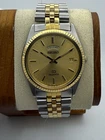 Vintage Seiko SQ 5Y23-8A69 Day-Date Watch Two-Tone Fluted Bezel Jubilee 36mm