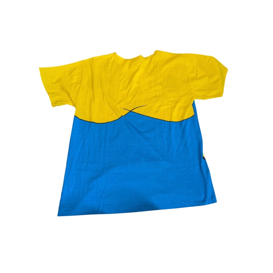 Vintage Disney Mickey & Co Hugging Mickey Minnie Mouse T-Shirt Size Medium - Image 4 of 4