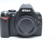 Nikon D40 Digital SLR Camera  EX  587
