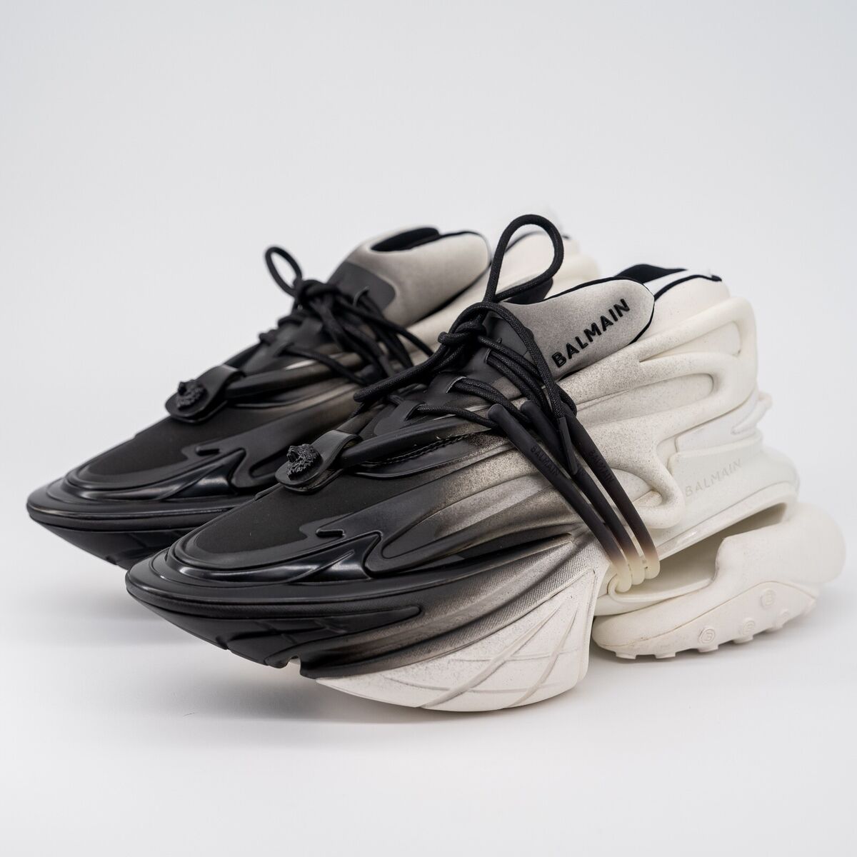 size 44/ US 11 - Balmain Unicorn Black White Spray Gradient size 44/ US 11 - Balmain Unicorn Black White Spray Gradient