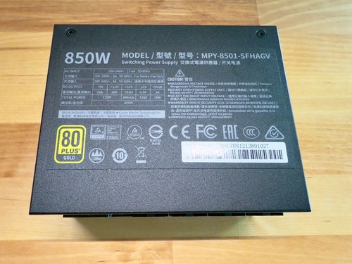 Cooler Master V850 850W 80 Plus Gold SFX Power Supply - Photo 2/8