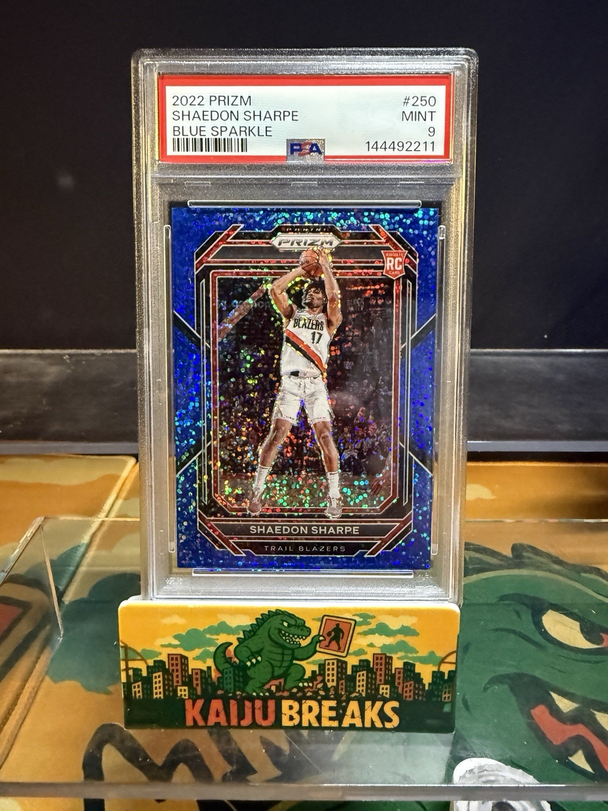 Shaedon Sharpe 2022 Prizm Blue Sparkle /144 Rookie PSA 9 Trailblazers #250 SSP