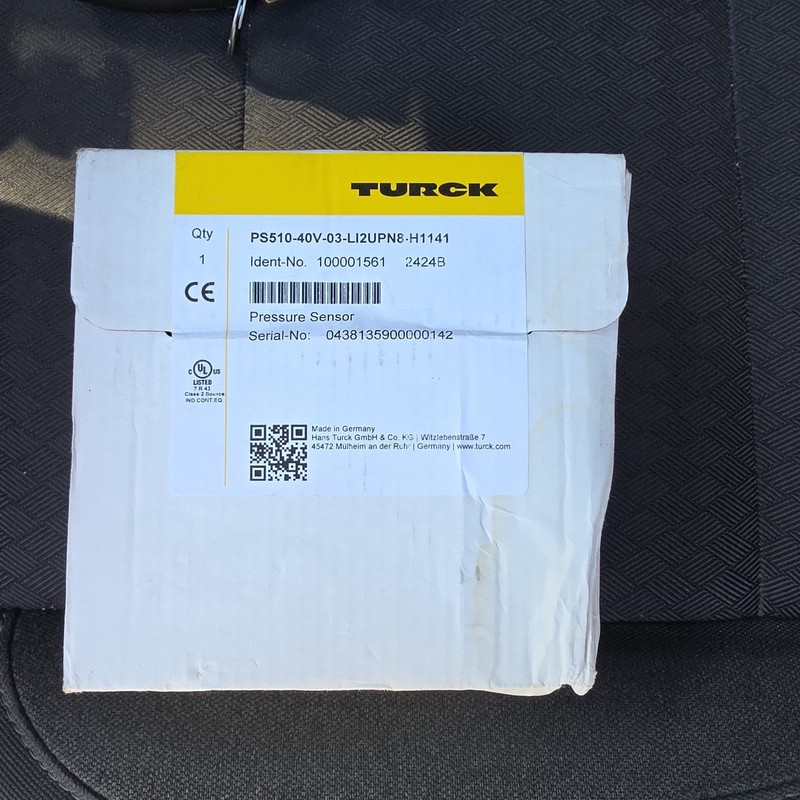 Turck PS510-40V-03-LI2UPN8-H1141 Fluid Pressure sensor monitoring New + cable
