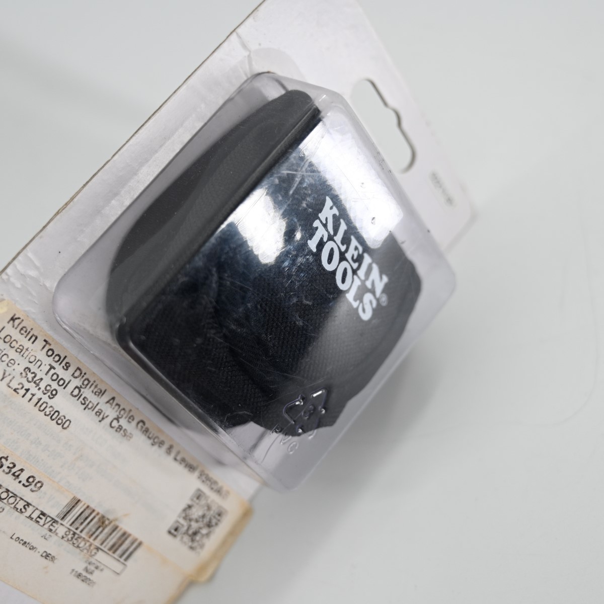 KLEIN TOOLS 935DAG Digital Electronic Angle Gauge and Level (FPP002622)