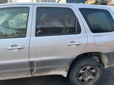 Porte arrière et accessoires Mazda TRIBUTE