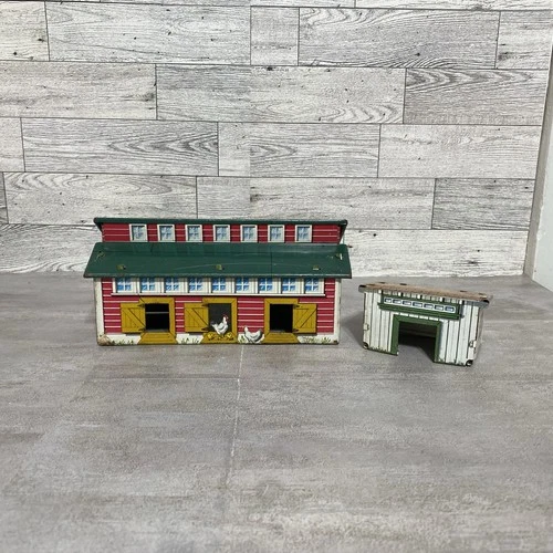 MARX Chicken Coop Hen House Building & Shed Vintage Tin Litho Structure Lot