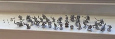 Vintage mixed lot of 30 Dungeons and Dragons Pewter Figurines. Grenadier, Ral +