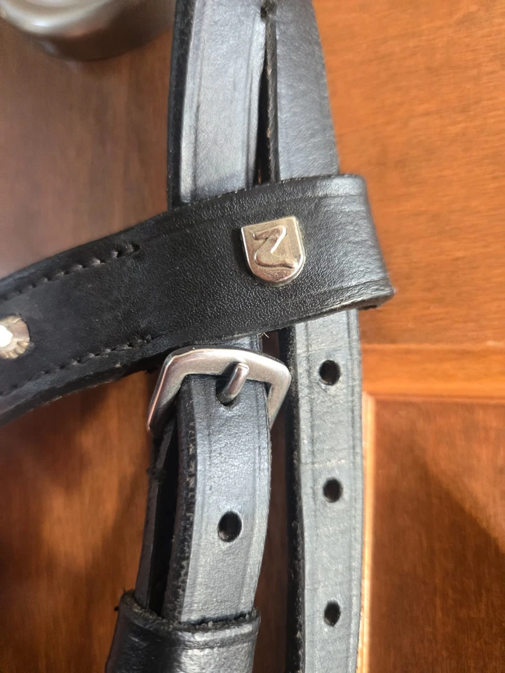 Horze dressage bridle, ergonomic, black with rhinestone browband - Image 2 of 4