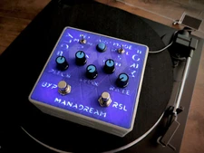 Poly Form - Flux Harmonizer/Arpeggiator Looping DelayBuffer Effects Pedal