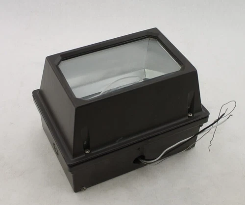 Lumark HPBF-GL-35-120V-LL-U Flood Light Fixture