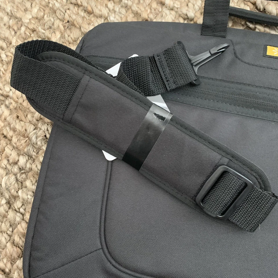 Case Logic 15.6" Bolso para Laptop con Correa Mensajero Acolchado Negro Nylon NUEVO Foto 4 de 4
