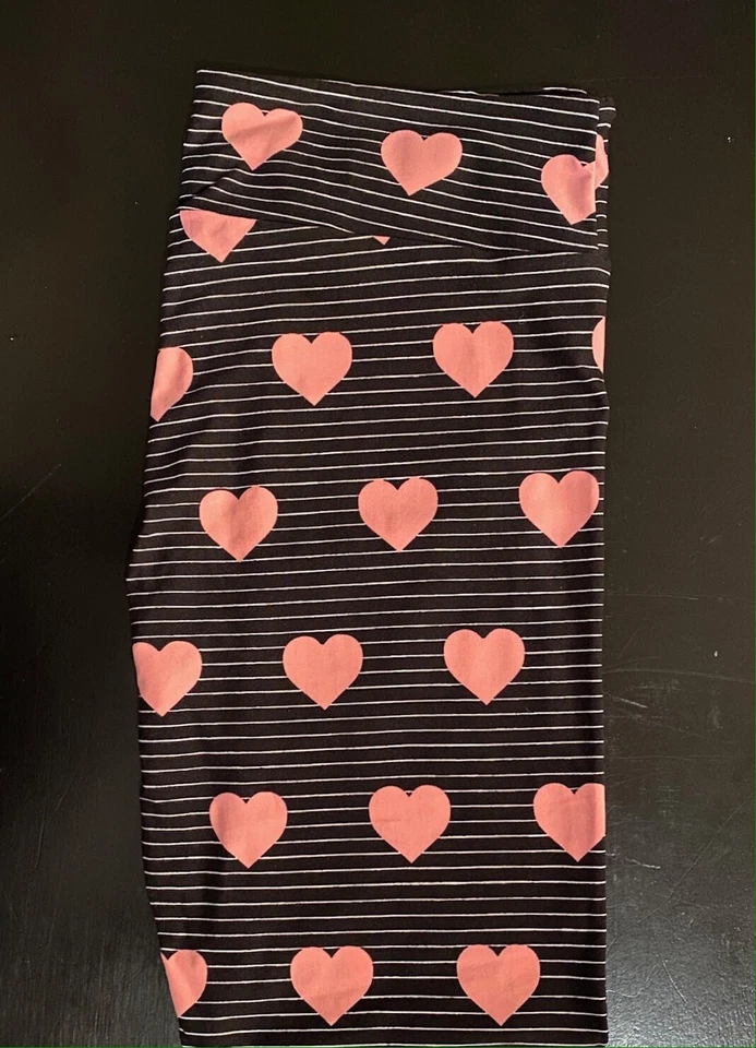 NUEVO CON ETIQUETAS Conjunto TC LuLaRoe PINK HEARTS Leggings y L NEGRO BLANCO RAYA Perfecto T Top Foto 3 de 4