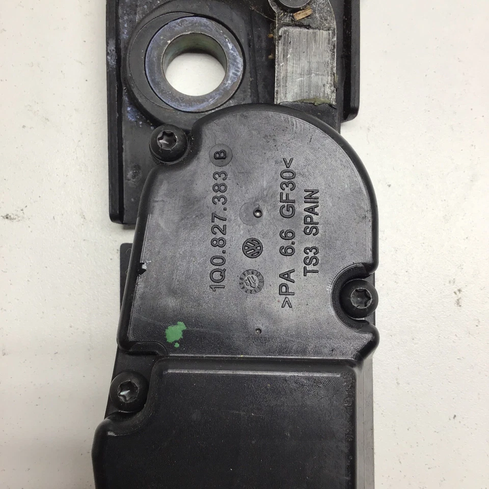 Volkswagen EOS 2007-2016 conjunto de motor actuador de bloqueo de cubierta de maletero trasero Foto 4 de 4
