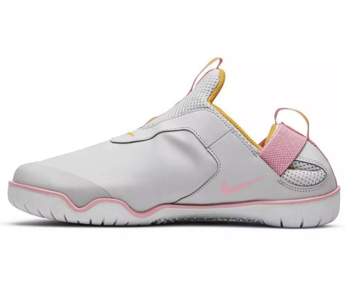 nike healthcare worker shoes