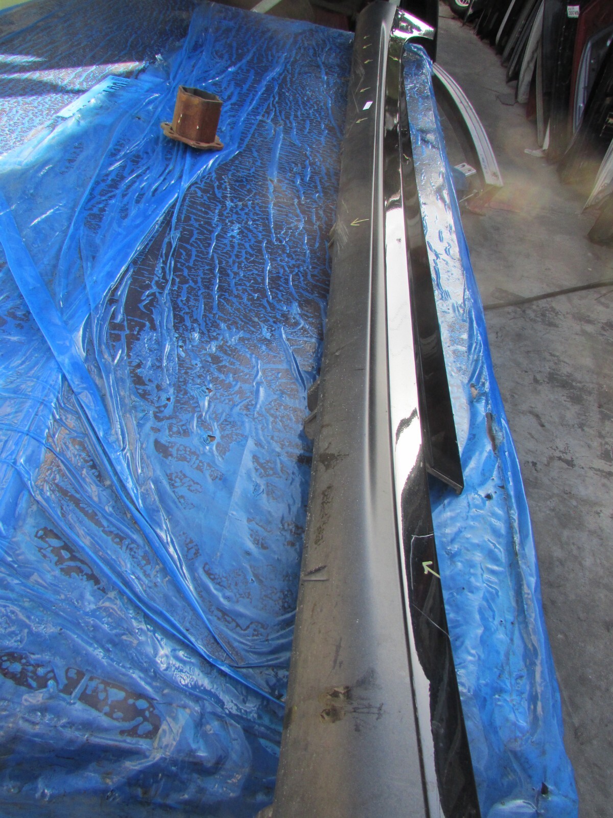 2013-2016 MASERATI QUATTROPORTE RIGHT SIDE LOWER ROCKER MOLDING OEM 670010639