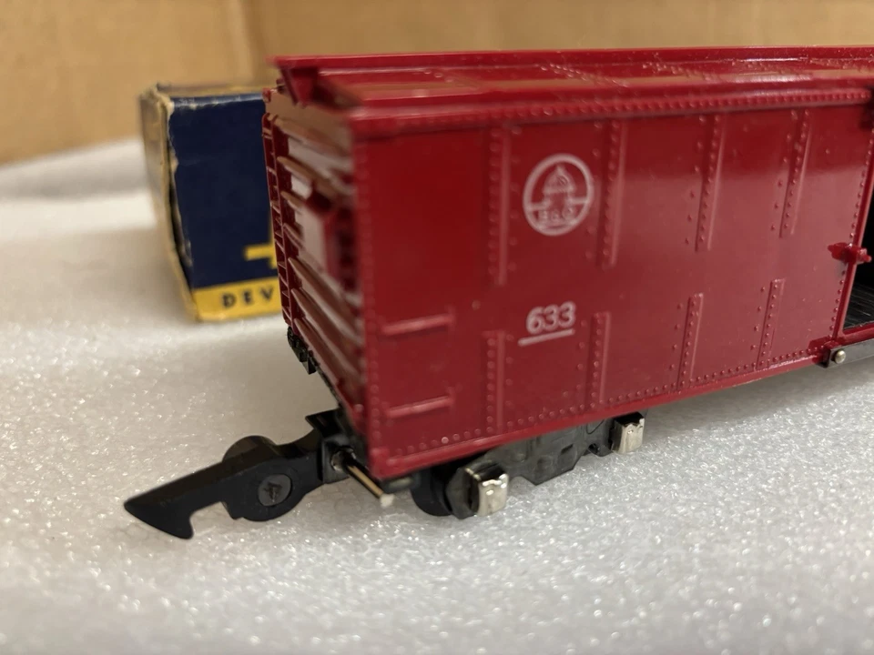 GILBERT AMERICAN FLYER TRAINS #633-R BOX CAR +ORIGINAL BOX RARE ( RED) - Image 2 of 4