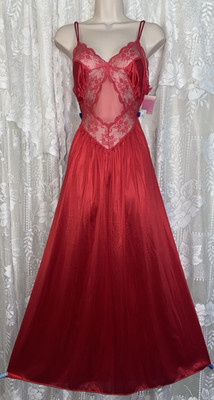VTG NWT M L JCP Vanity Fair True RED Soft Nylon Nightgown Negligee w Inset Lace