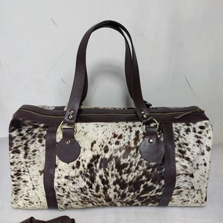 Borsone 100% naturale PELLE DI MUCCA capelli su pelle borsa da viaggio borsa bagaglio SA 9710