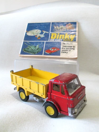 MECCANO - DINKY TOYS  - VINTAGE DIECAST MODEL NO.438 - FORD D800 TIPPER TRUCK