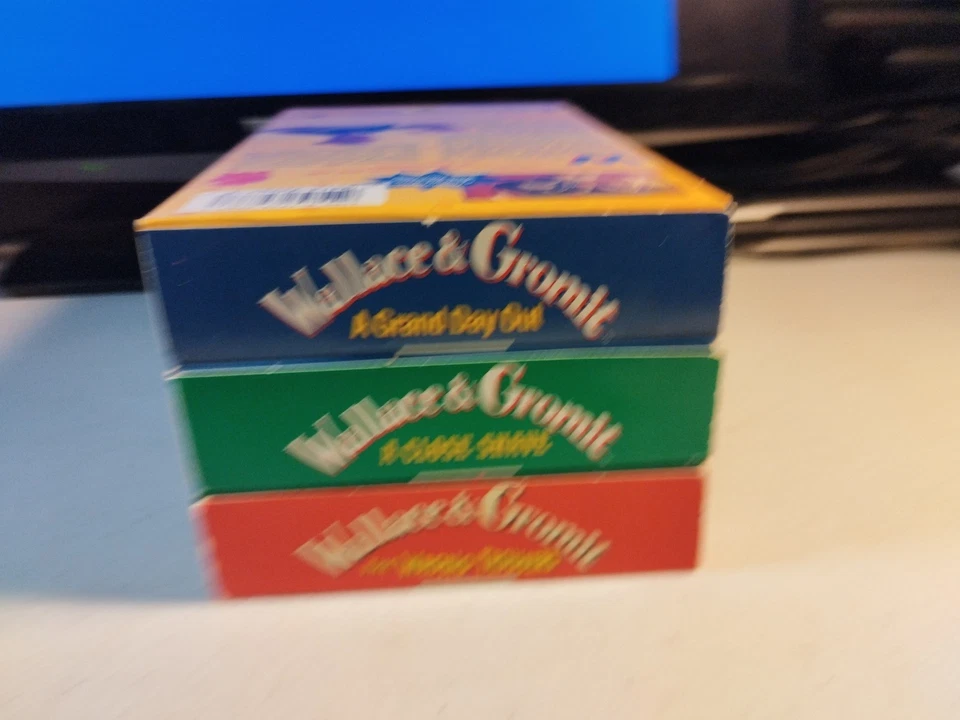 Wallace and Gromit VHS Lot - Grand Day Out, Wrong Trousers, Close Shave 1996 - Image 3 of 4