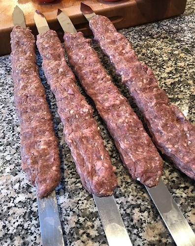 G & F - Large Stainless Steel Brazilian-Style BBQ Skewers with Hard Wood - Picture 9 of 13