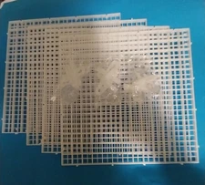 2-4PCS Plastic Aquarium Egg Crate Fish tank Divider w/4-6 suction clips Qty Disc