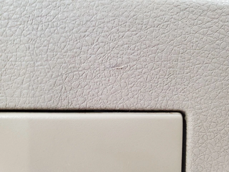 Ford F250 King Ranch 2012 OEM guantera beige  Foto 3 de 4