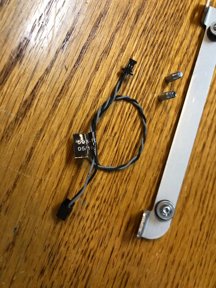 iMac Hard Drive Bracket and Screws / HD Sensor Set - Image 3 of 4