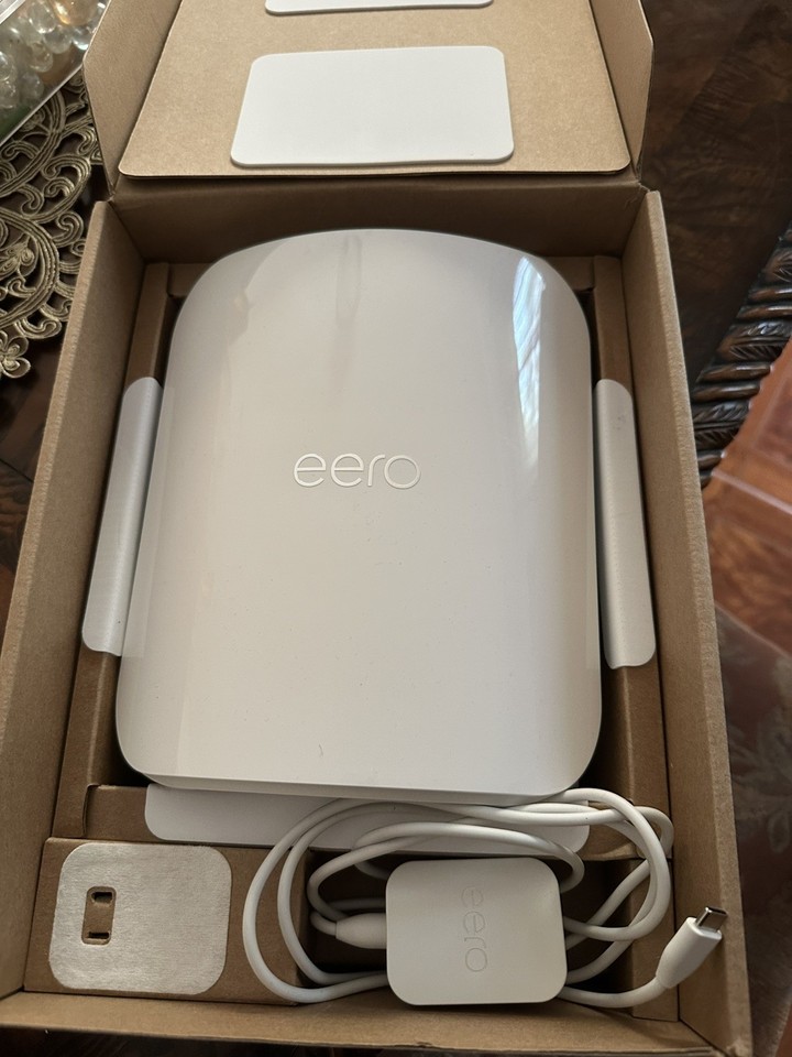 eero Max 7 Tri-Band Mesh Wi-Fi 7 Router - White, 1-Pack | eBay
