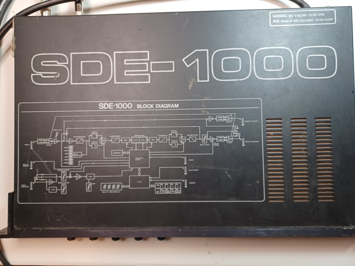 Roland Sde-1000 1u Rack Mount Digital Delay Vintage Effects for