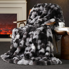 Faux Fur Throw Blanket for Couch, Ultra Soft Fuzzy Plush Bubble Throw for Sofa,