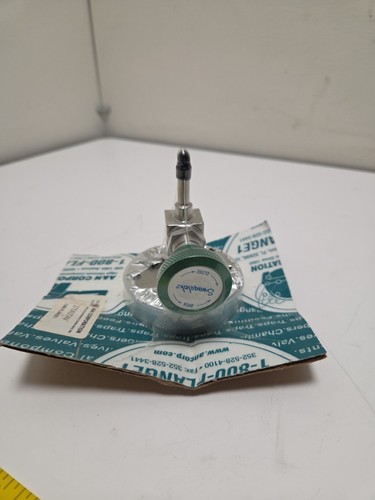 Swagelok SS-4H-TW Stainless Steel Bellows Sealed Valve W / 2-3/4" Flange *SEALED - Picture 3 of 5