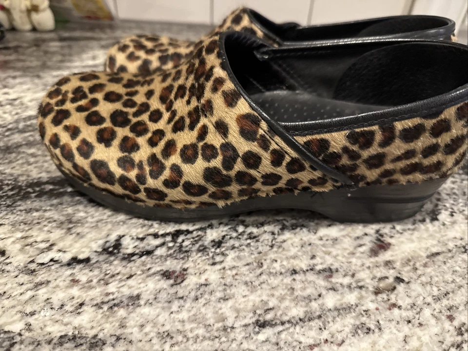 Zuecos de cuero florales Sanita para mujer EU 41 US 10,5-11 leopardo Polonia Foto 3 de 4