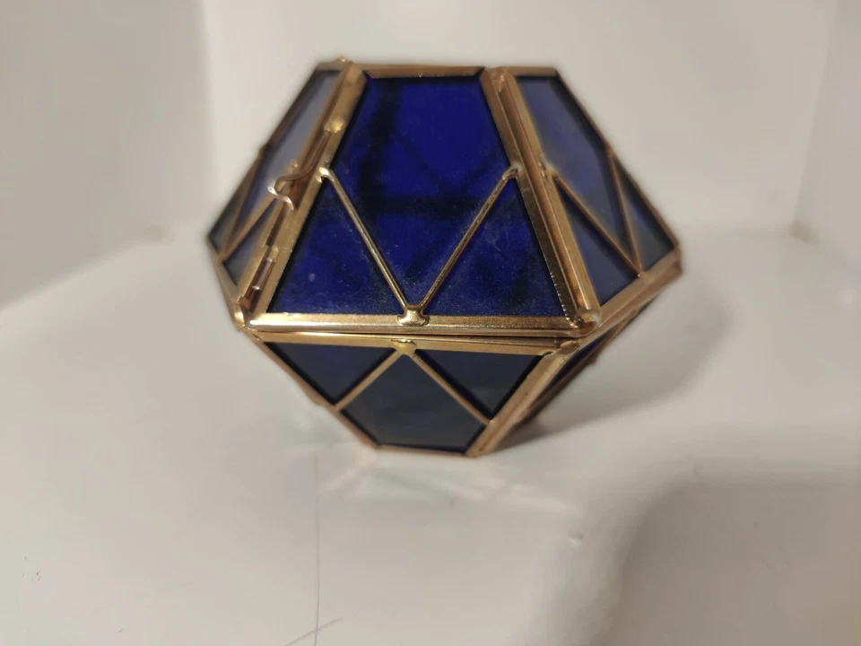 Vela luz nocturna vintage con base de vidrio púrpura y hierro (E1) Foto 3 de 4