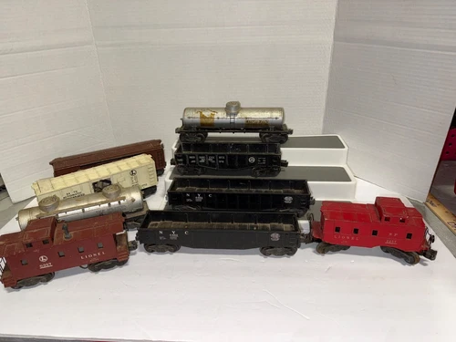 Lionel O Gauge Rolling Stock Freight Train Car 9 Piece LOT