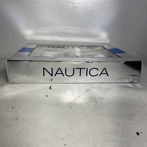 Náutica Classic Cologne Spray Post Shave Soother, Hair & Body Wash Gel Gift Set - Picture 4 of 7
