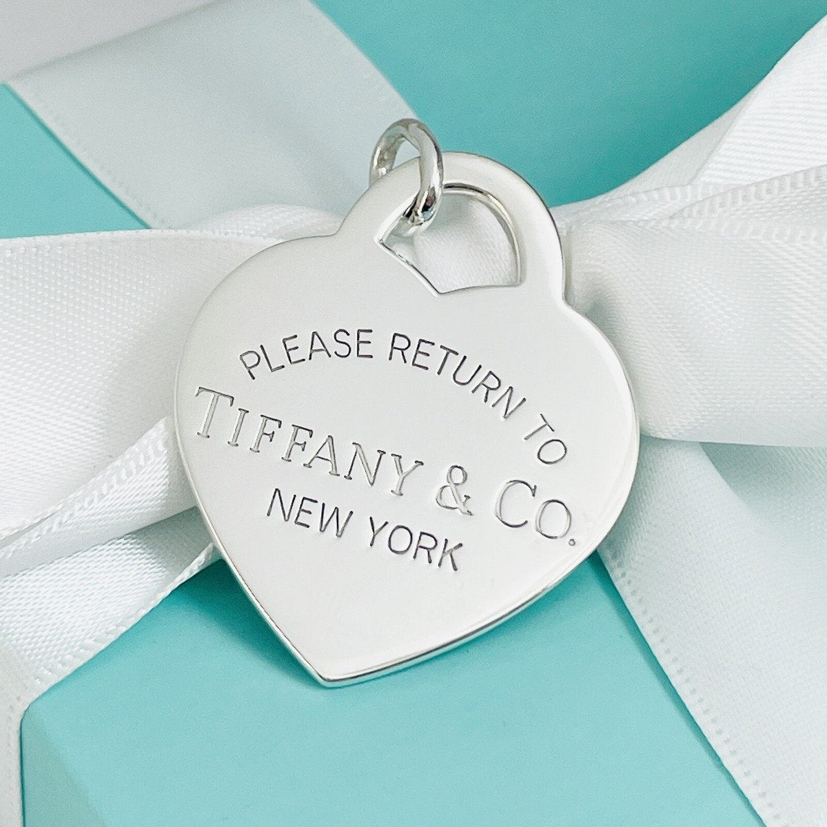 Tiffany & Co. 定価48,000 セール　SALE 早い者勝ち！ Jumbo Extra Large Please Return to Tiffany & Co Heart Tag Pendant