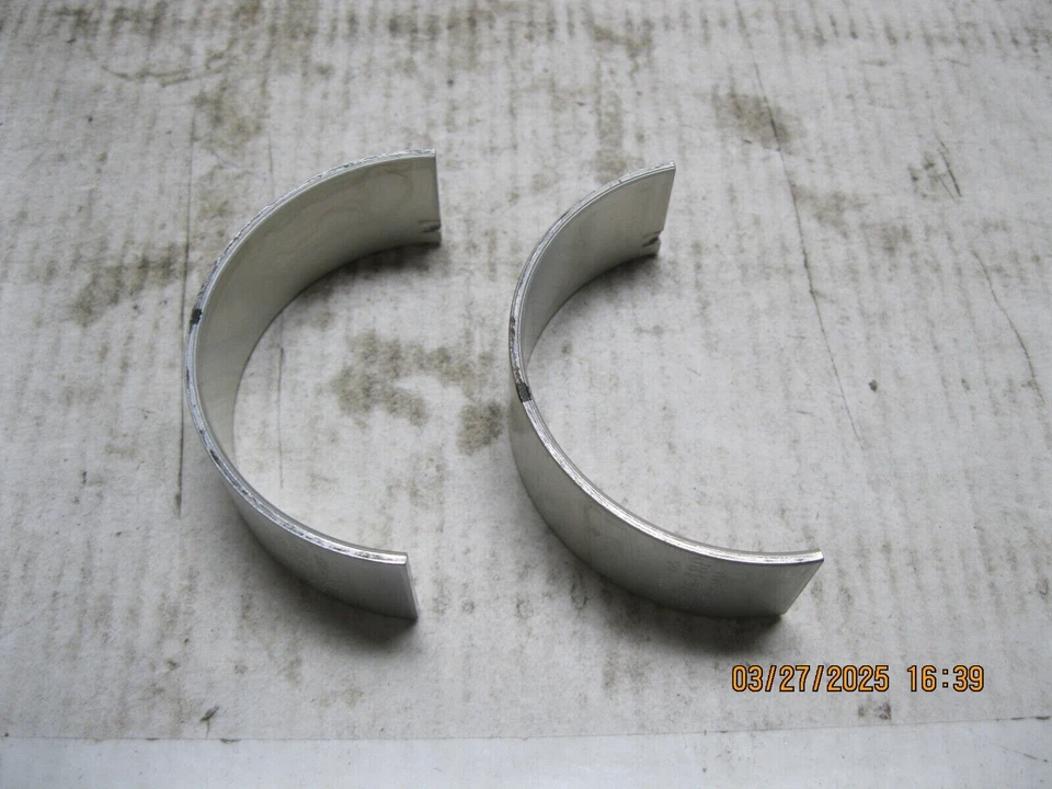 Engine Connecting Rod Bearing Set Clevite 8-CB-1648P-.25MM (8 pair) Foto 2 de 4