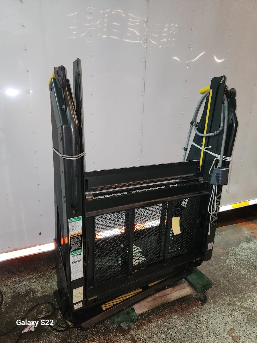 Braun online wheelchair lift