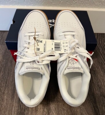 Reebok Workout Plus White Mes's Size 7.5 in white carbon classic