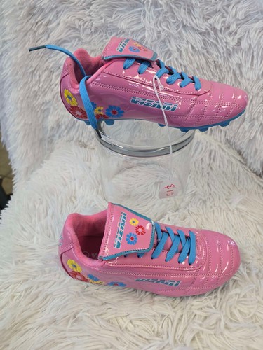 Pink football boots 3Y
