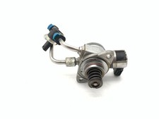Pompe à essence Volvo V90