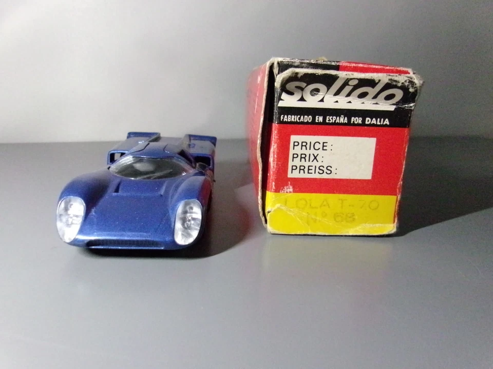 DALIA SOLIDO. Lola T 70 MK 3 B scale 1/43 Made in Spain - Immagine 2 di 4